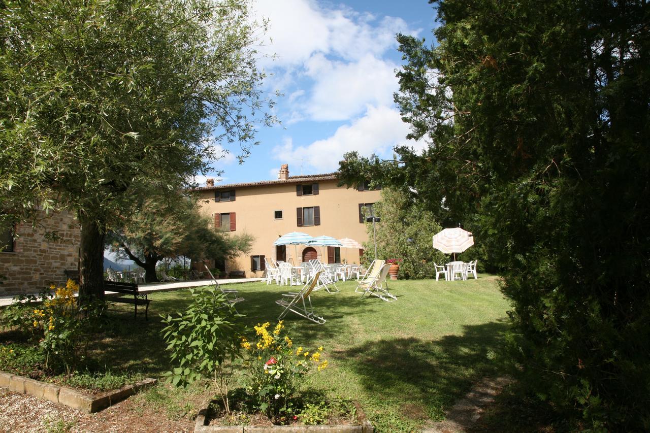 Agriturismo Villa Mozart Nel Verde Gubbio Exterior photo